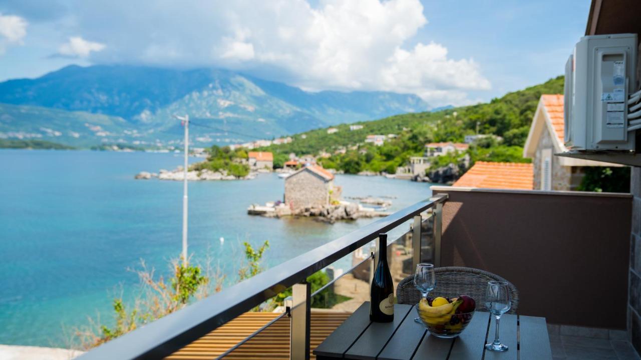 Family House Bjelila Βίλα Τίβατ Εξωτερικό φωτογραφία