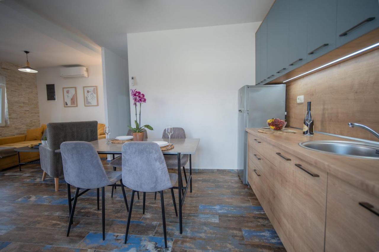 Family House Bjelila Βίλα Τίβατ Εξωτερικό φωτογραφία