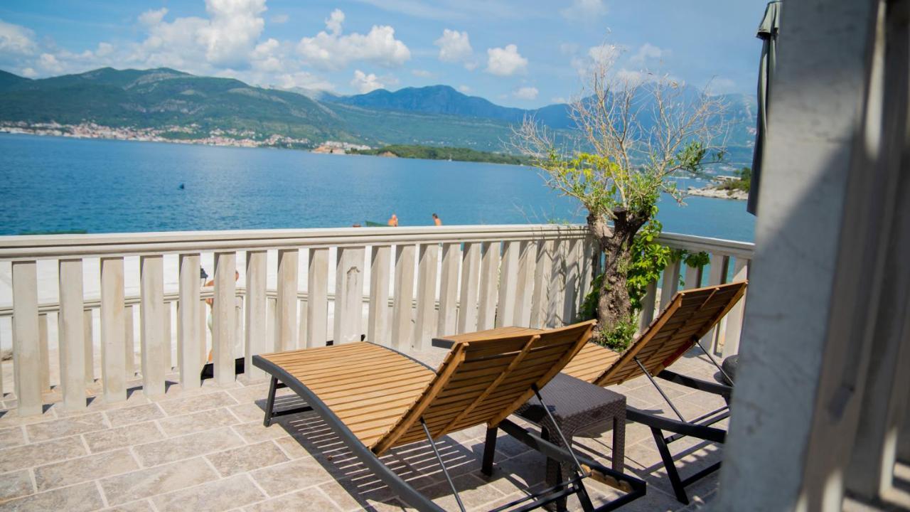Family House Bjelila Βίλα Τίβατ Εξωτερικό φωτογραφία